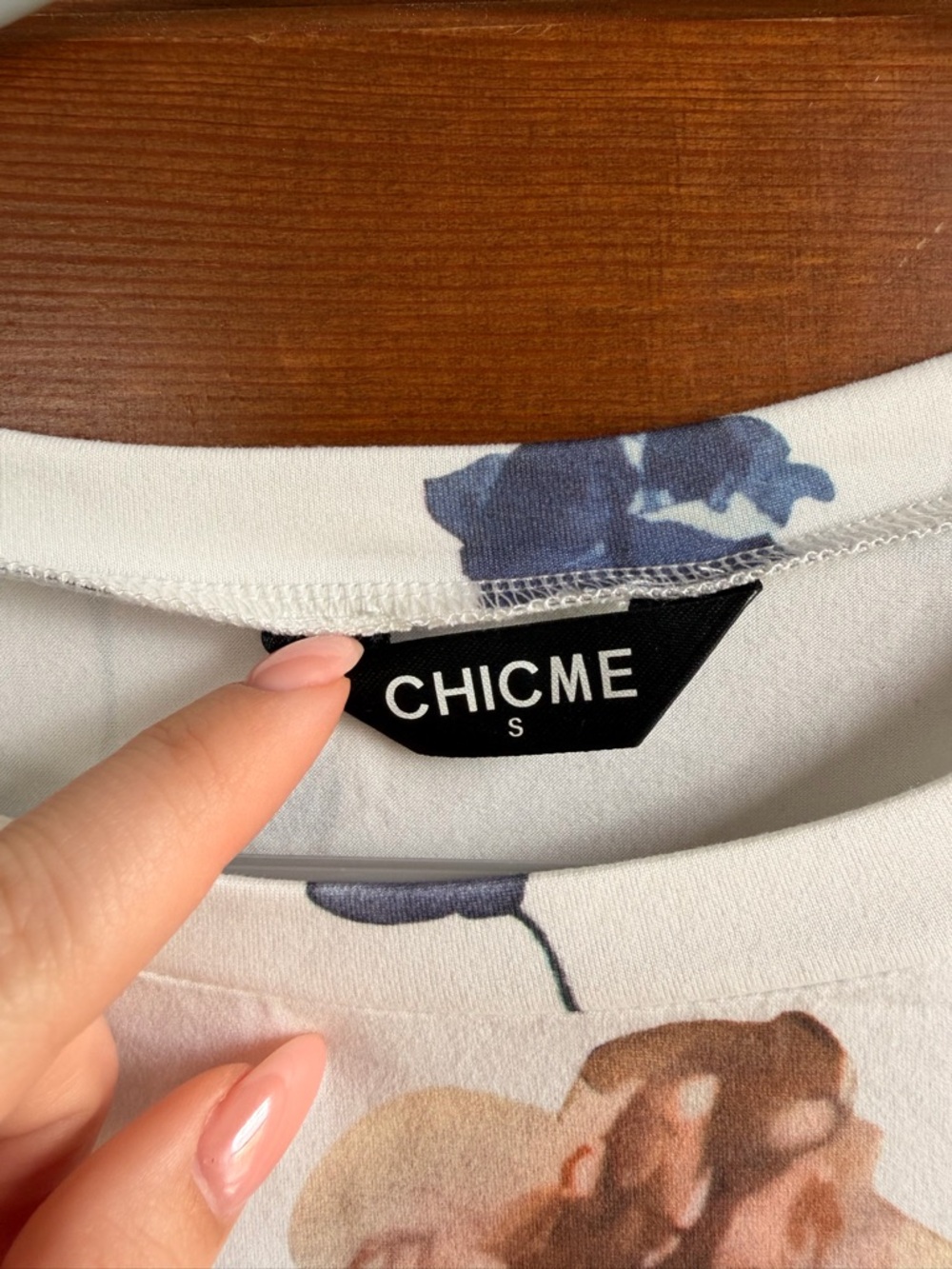 CHICME FLORAL LONG SLEEVE TOP - Picture 3 of 5